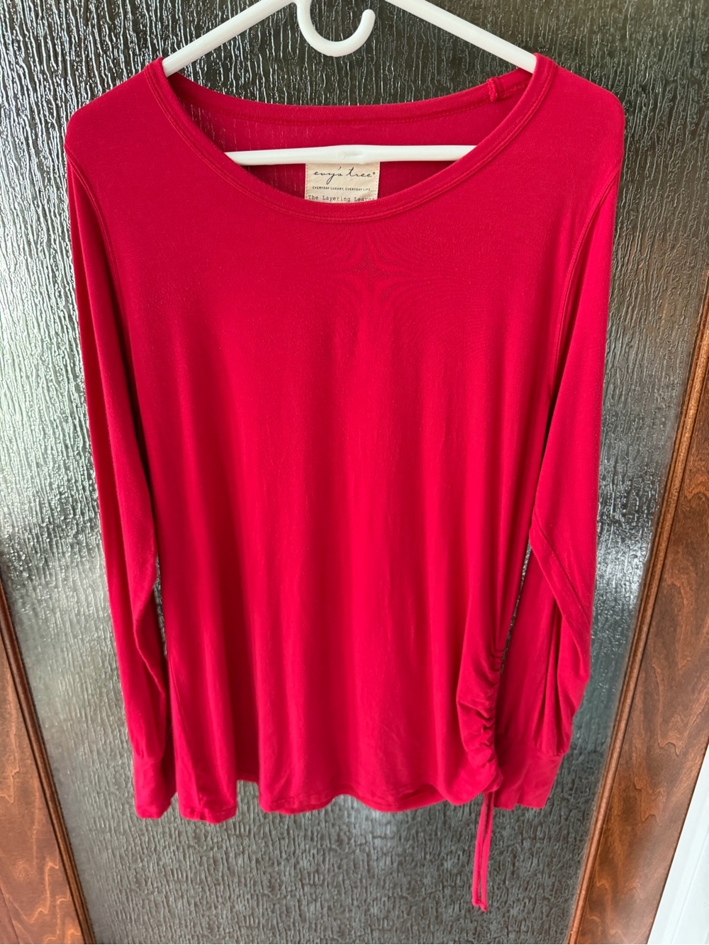 Evy’s Tree Layering Leaves Long Sleeve Top L Red Ruched Side Tie